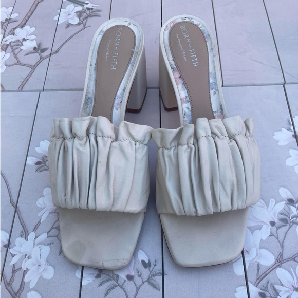 Born Fifth Cream Ruffle Slide Sandals - Picture 1 of 7
